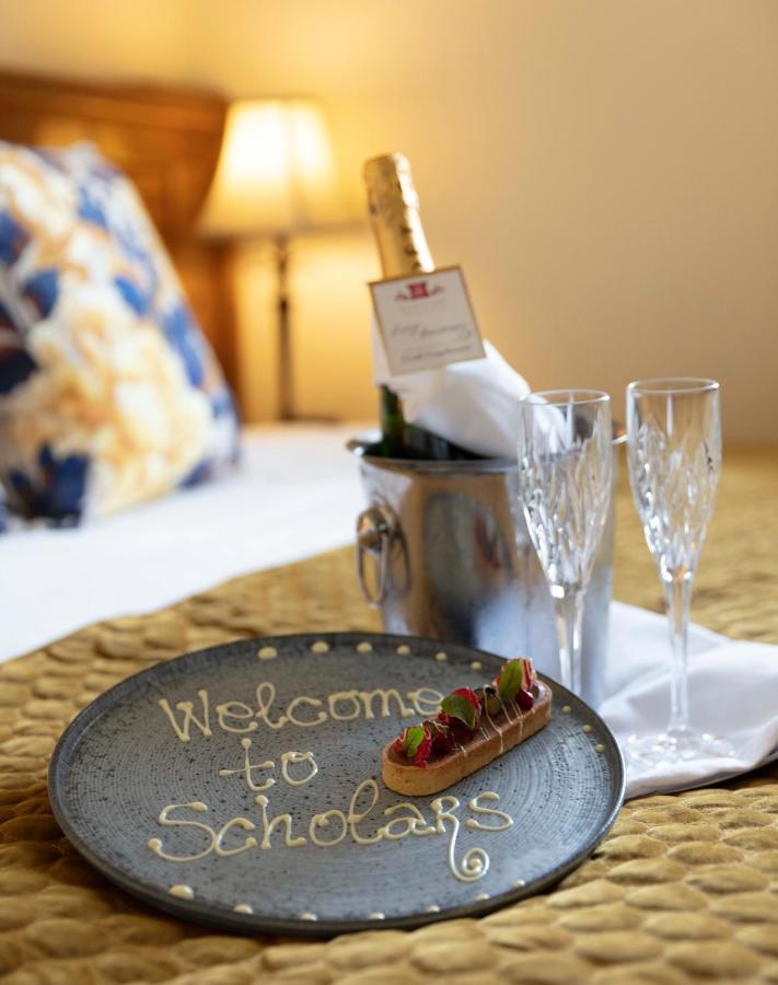 Scholars Townhouse Hotel Дроэда Экстерьер фото